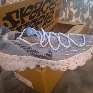 W Nike Space Hippie 04